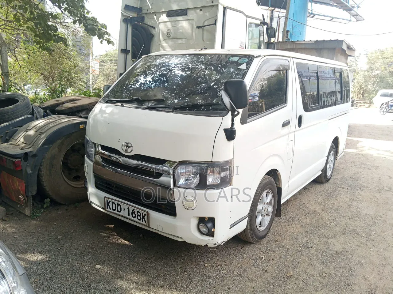 Toyota HiAce 2014 White
