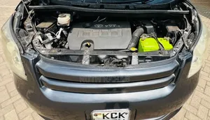 Toyota Noah 2011 Gray