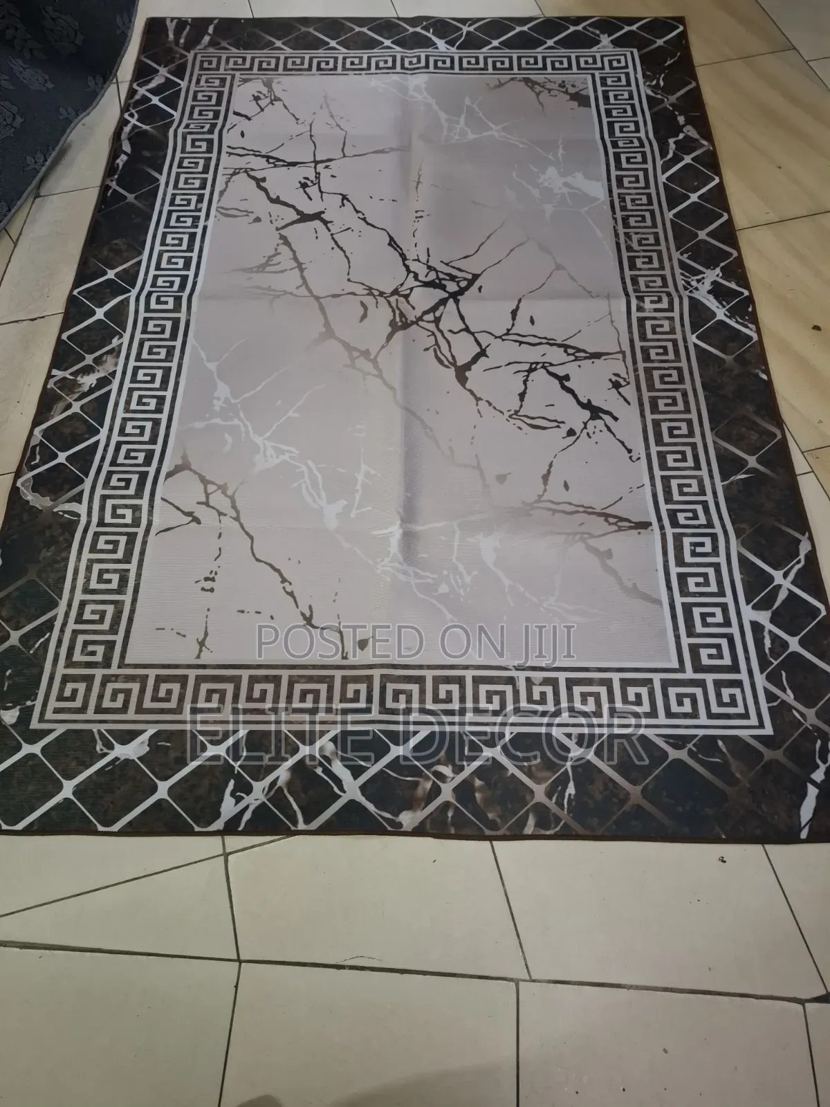 3D Carpet 5*8 – Modern Greek Key Design