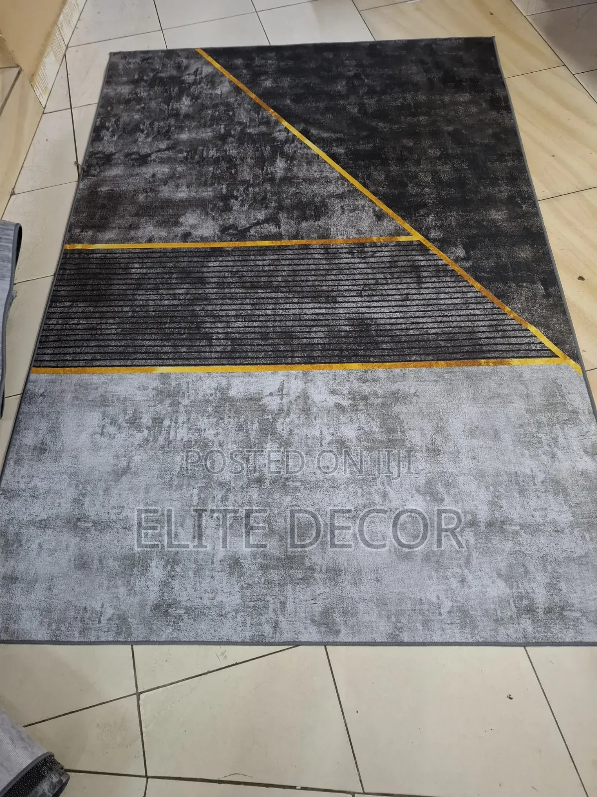 3D Carpet 5*8 – Modern Greek Key Design