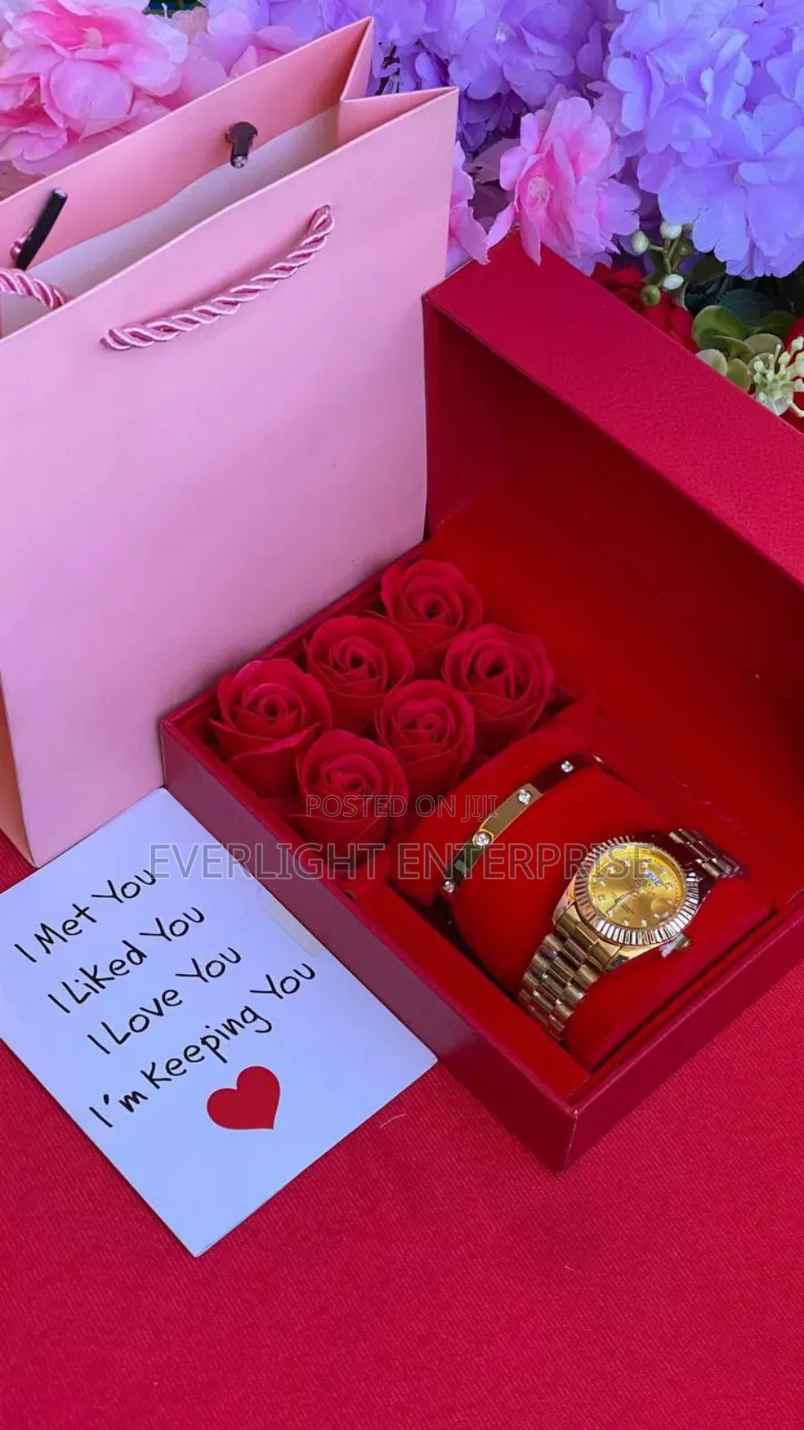 New Girlfriends Day Gift Set