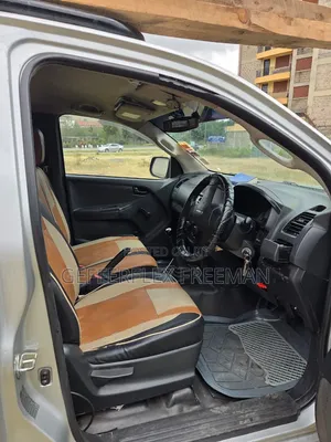 Isuzu D-MAX 2018 Gray