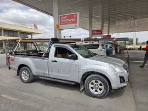 Isuzu D-MAX 2018 Gray