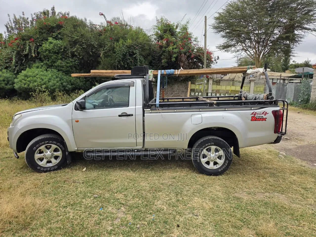 Isuzu D-MAX 2018 Gray