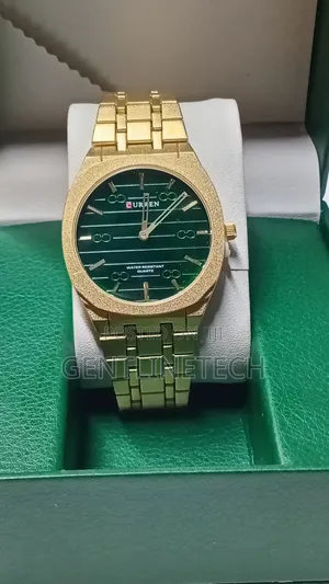Curren Men's Gold Watch