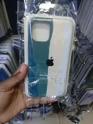 Color-Blocked Wavy Rainbow Silicone Case Designed for an iPhone Pro
