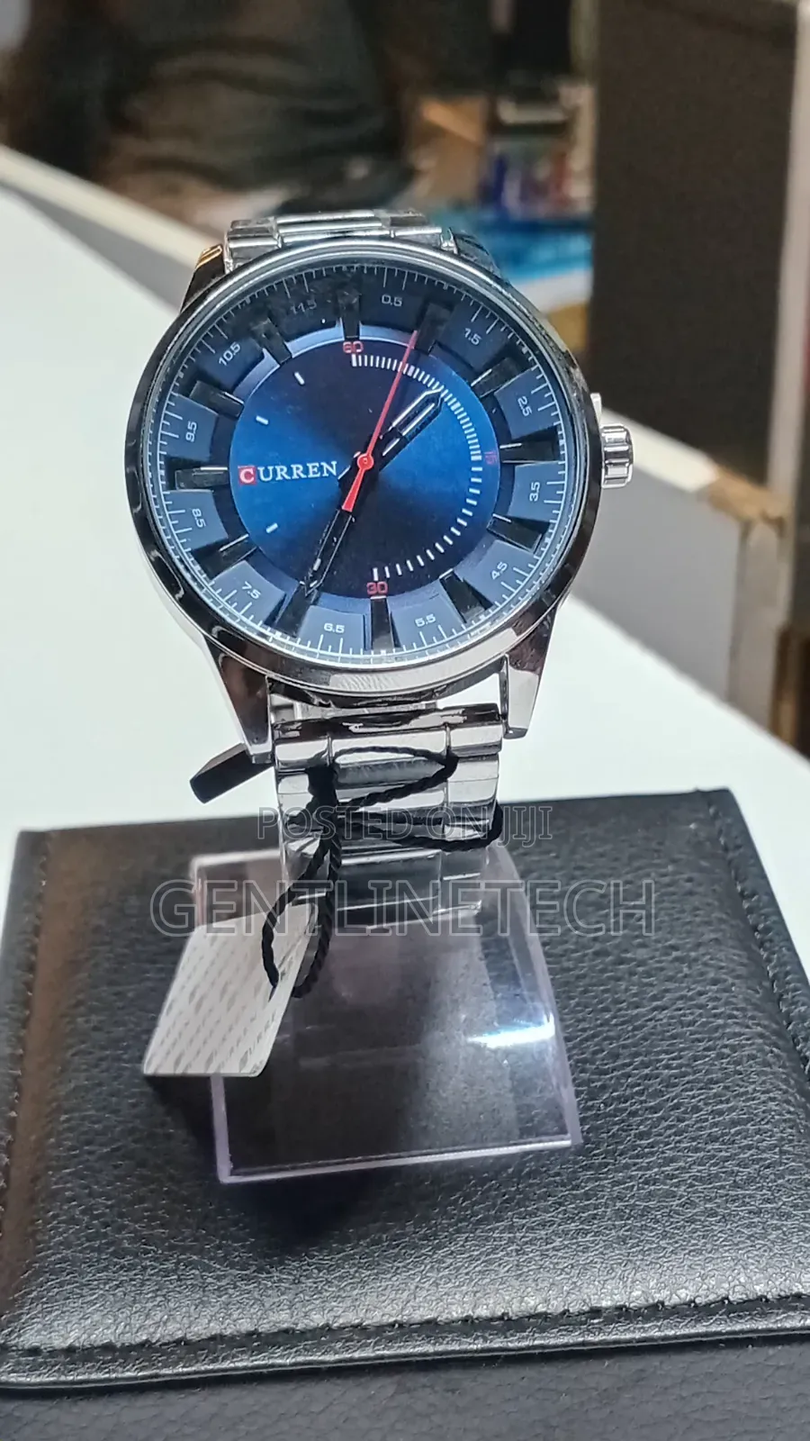 Curren M8406