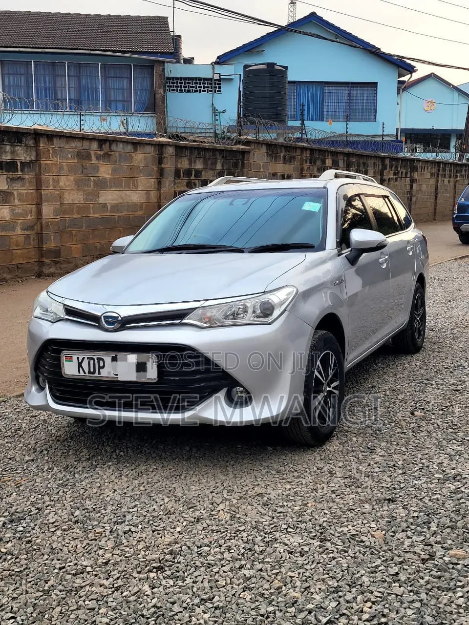 Toyota Corolla Fielder 2016 Silver