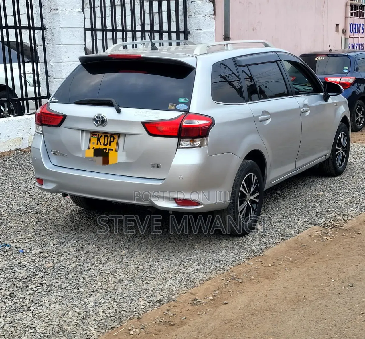 Toyota Corolla Fielder 2016 Silver