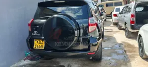 Toyota Vanguard 2011 Black