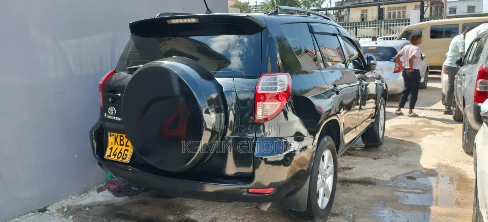 Toyota Vanguard 2011 Black