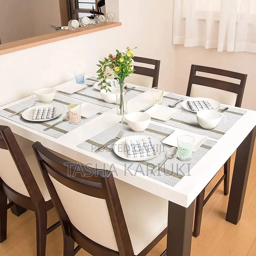 Elegant 6Pcs Table Mats + Runner