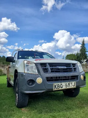 Isuzu D-MAX 2011 White