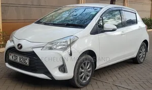 Toyota Vitz 2017 White