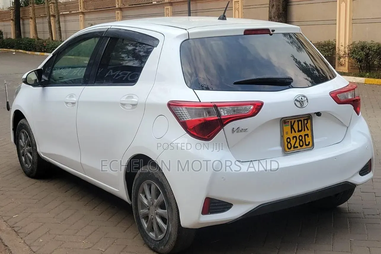 Toyota Vitz 2017 White