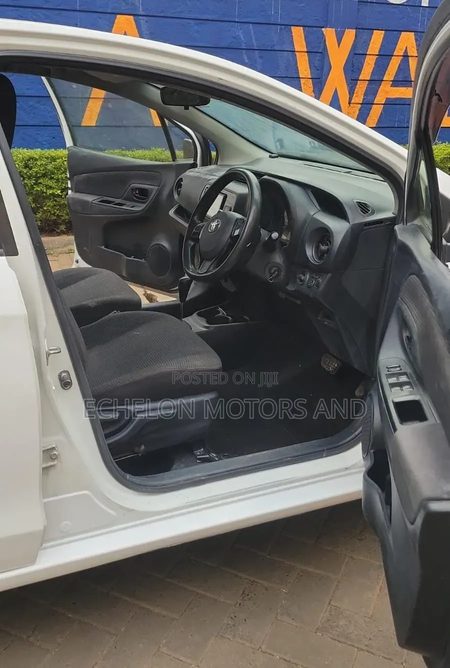 Toyota Vitz 2017 White