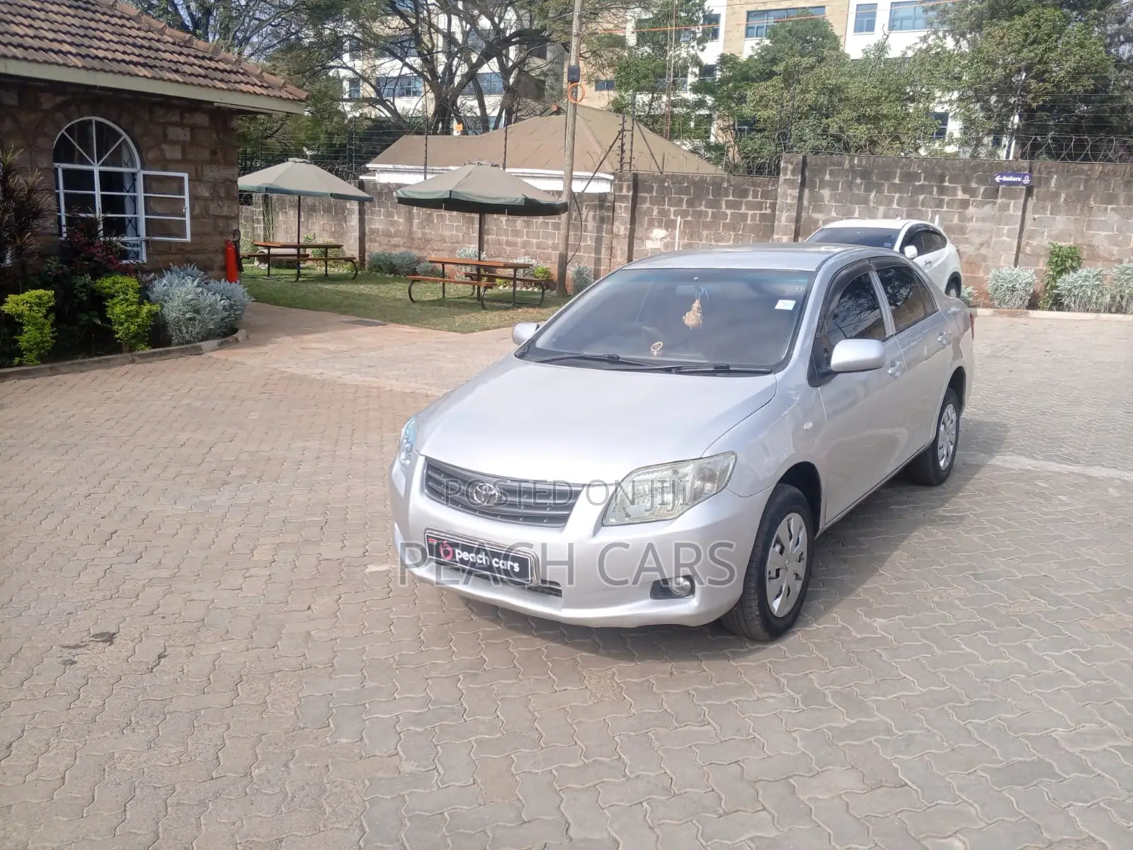 Toyota Axio 2010 Silver
