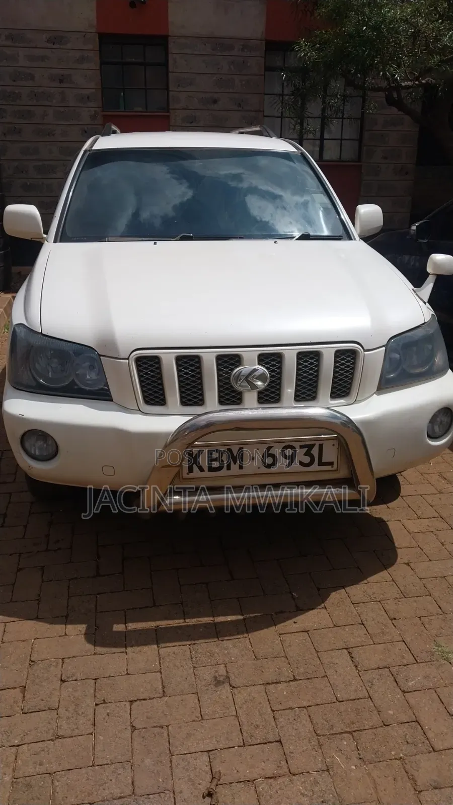 Toyota Kluger 2003 White