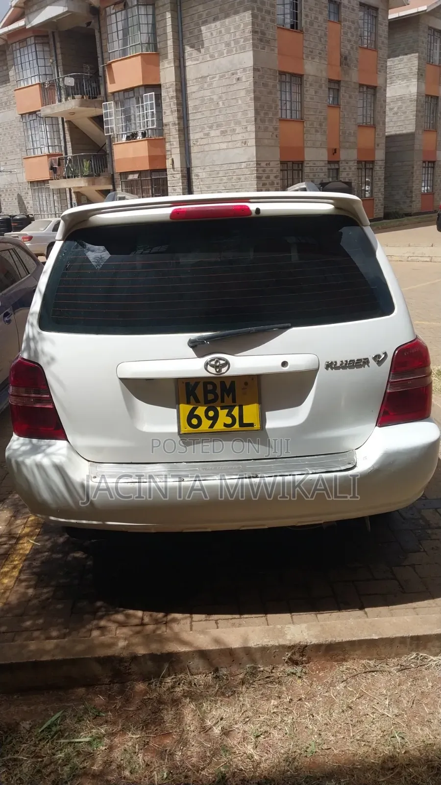 Toyota Kluger 2003 White