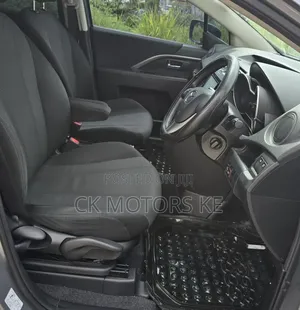 Mazda Premacy 2017 Silver