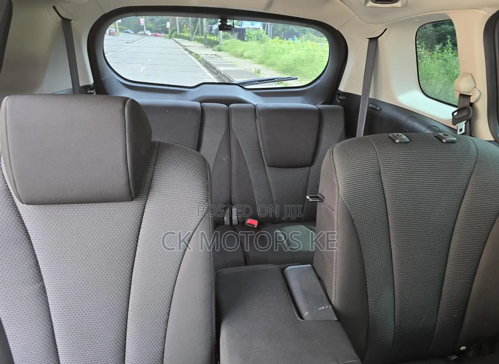 Mazda Premacy 2017 Silver
