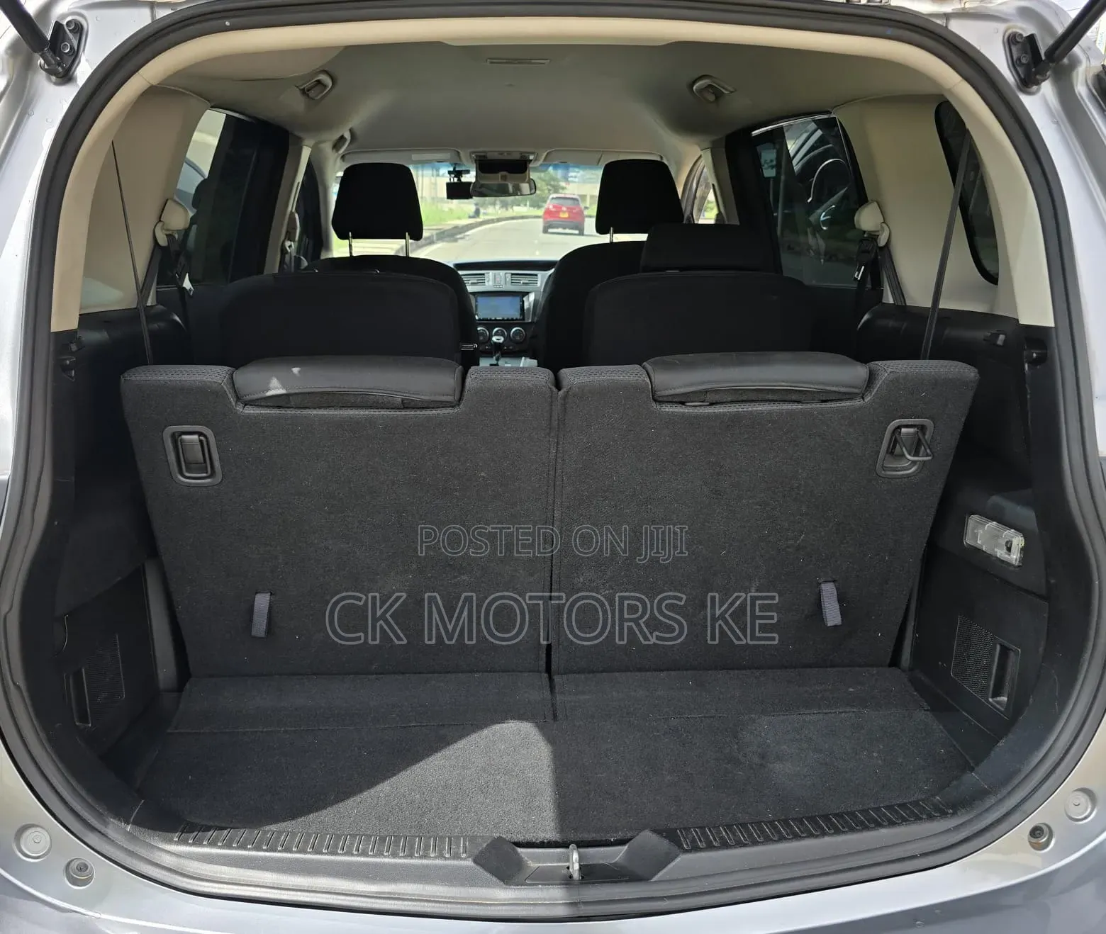 Mazda Premacy 2017 Silver