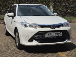 Toyota Axio 2017 White