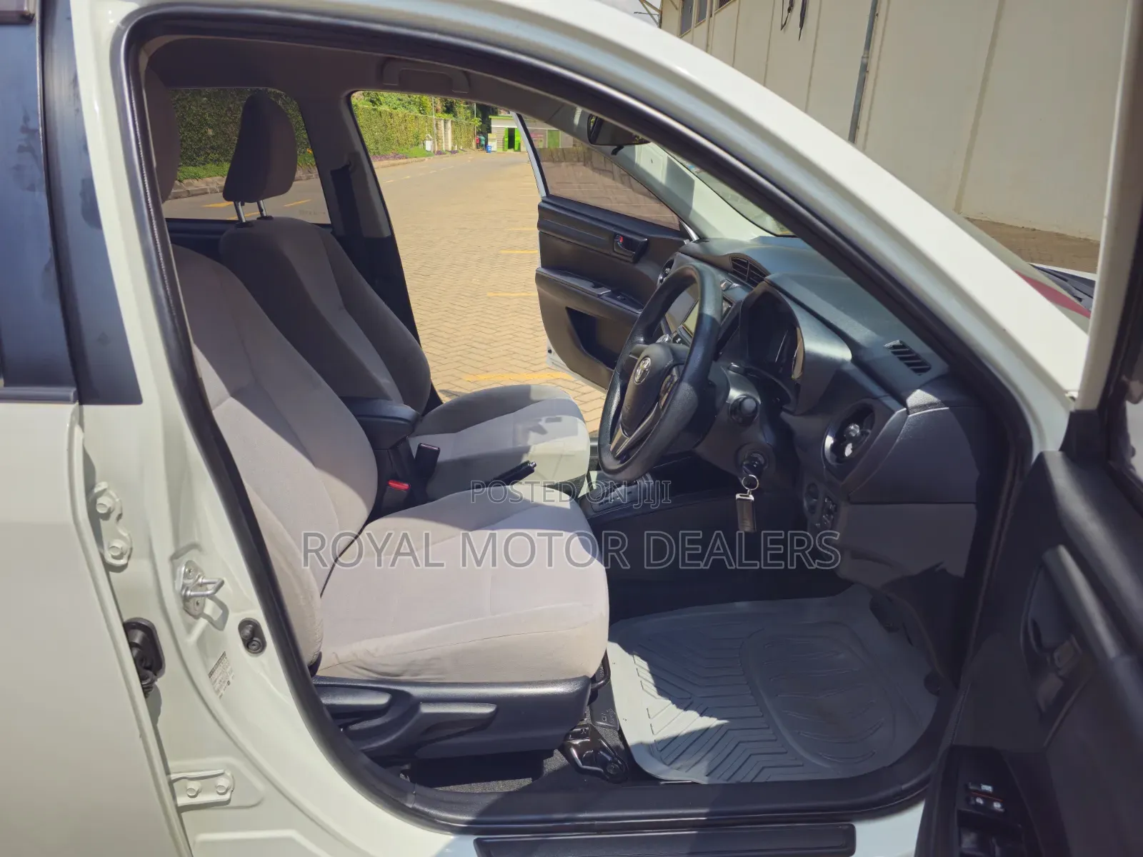 Toyota Axio 2017 White