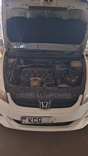 Honda Stream 2011 Pearl
