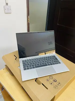 Laptop HP EliteBook x360 1040 G7 16GB Intel Core i7 SSD 512GB