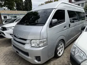 Toyota HiAce 2019 Silver