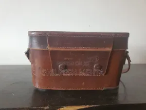 Leather Camera Case. (VOIGLANDER BESSA)