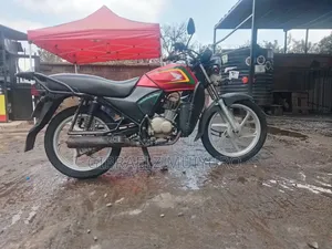 Honda CB 2020 Red