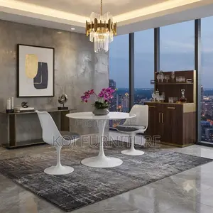 Coffee Table; Round Tulipp Marble Table