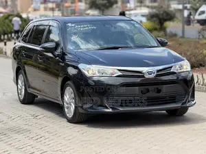 Toyota Corolla Fielder 1.5 Hybrid FWD 2019 Black