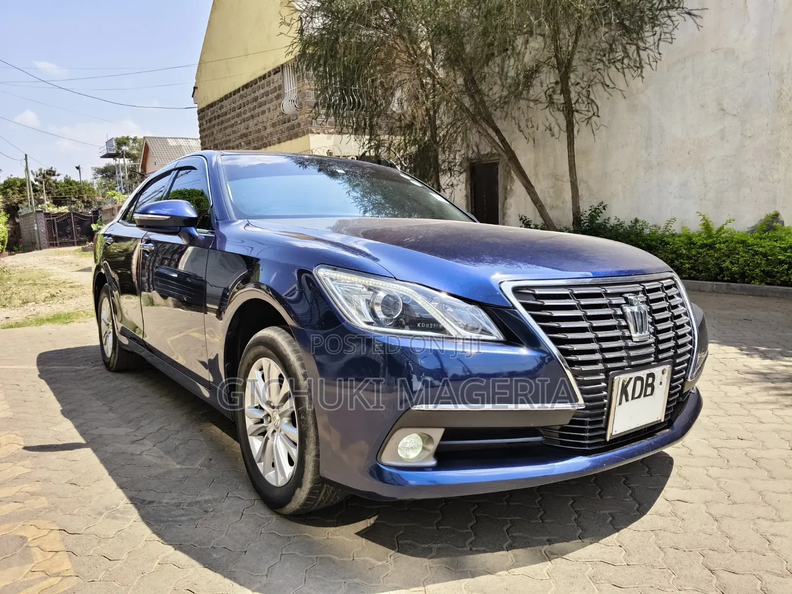 Toyota Crown 2014 Blue