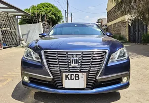Toyota Crown 2014 Blue