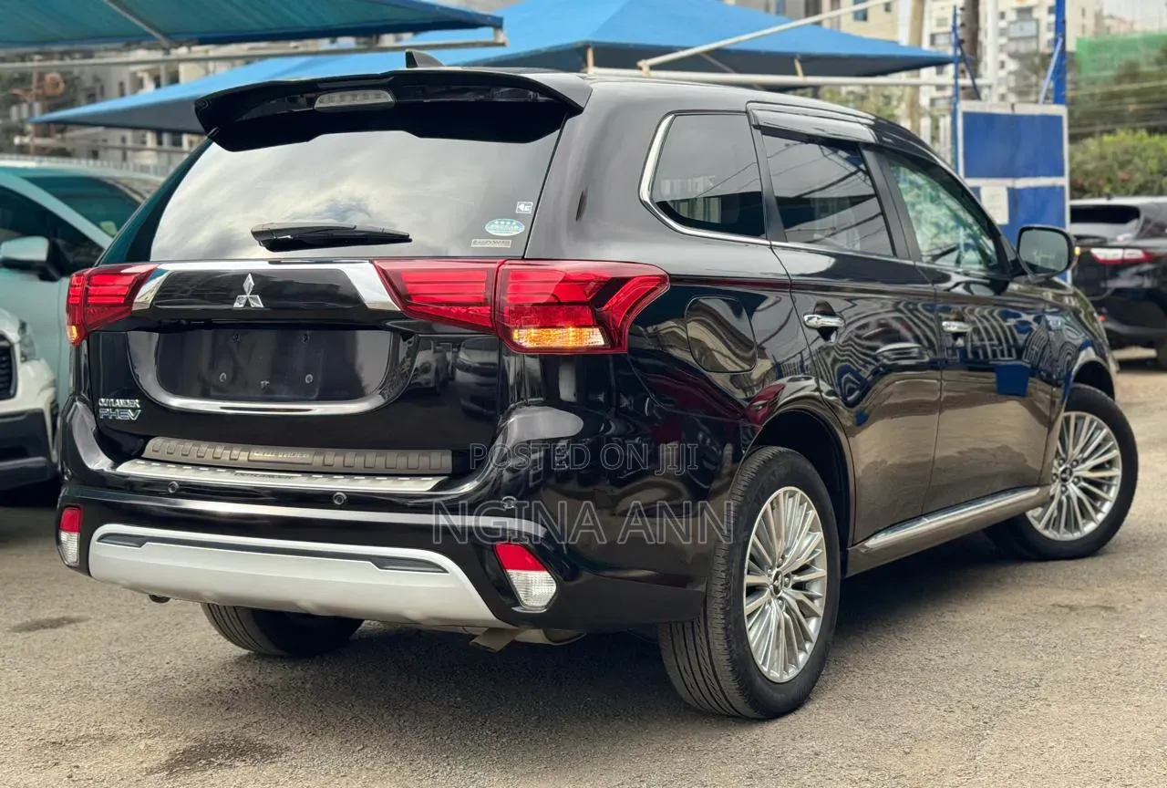 Mitsubishi Outlander 2019 Black