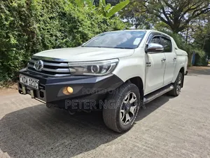 Toyota Hilux 2016 Off white