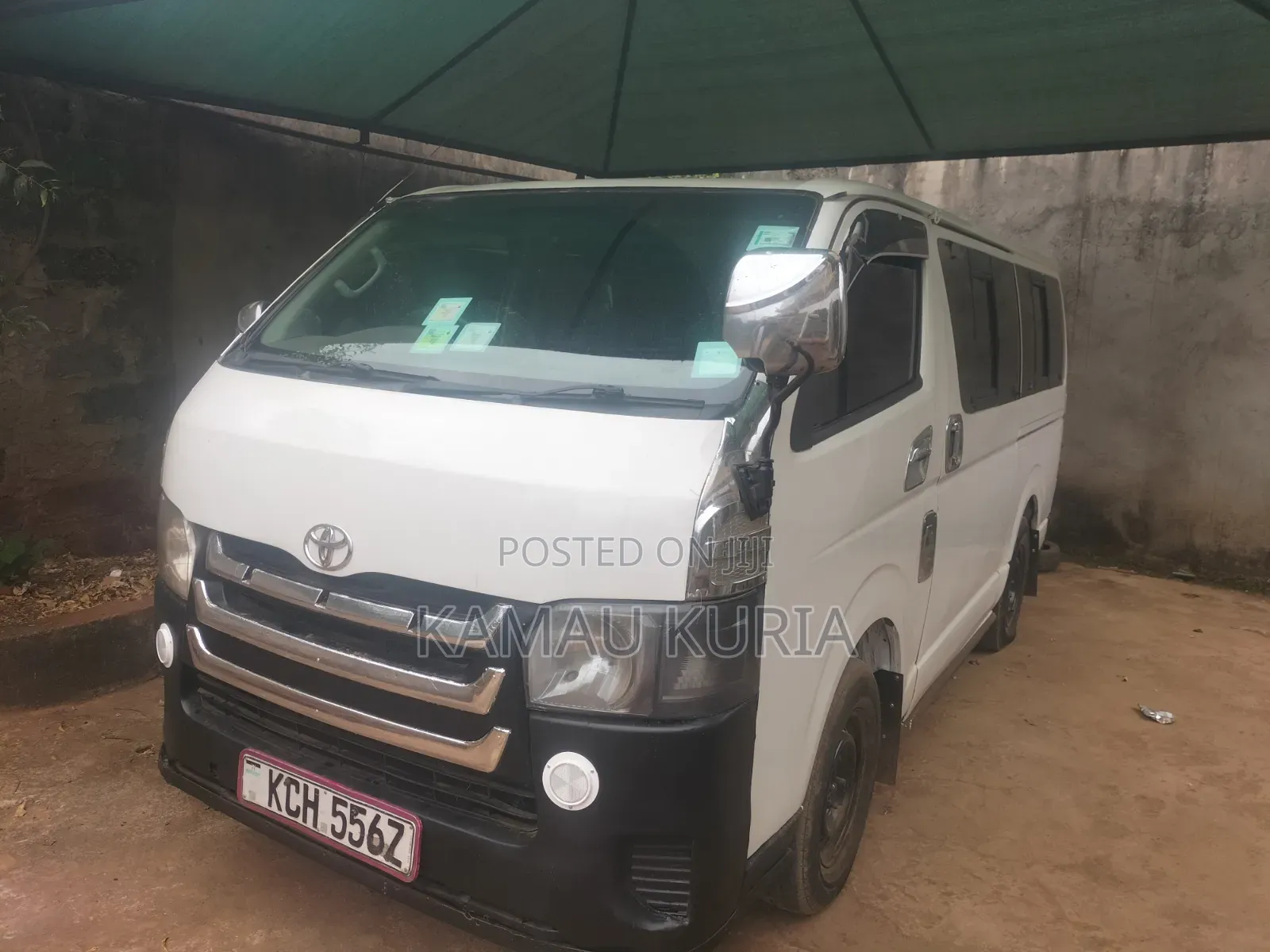 Toyota HiAce 2009 White