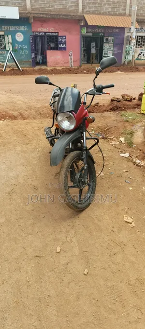Bajaj Boxer 125 2019 Red