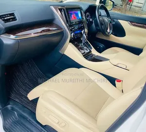 Toyota Alphard 2019 White