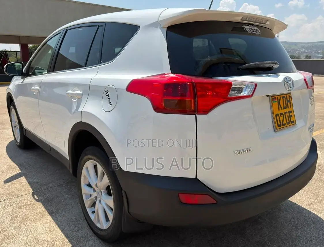 Toyota RAV4 2014 White