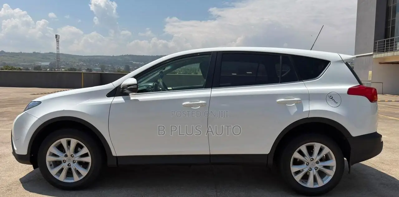 Toyota RAV4 2014 White