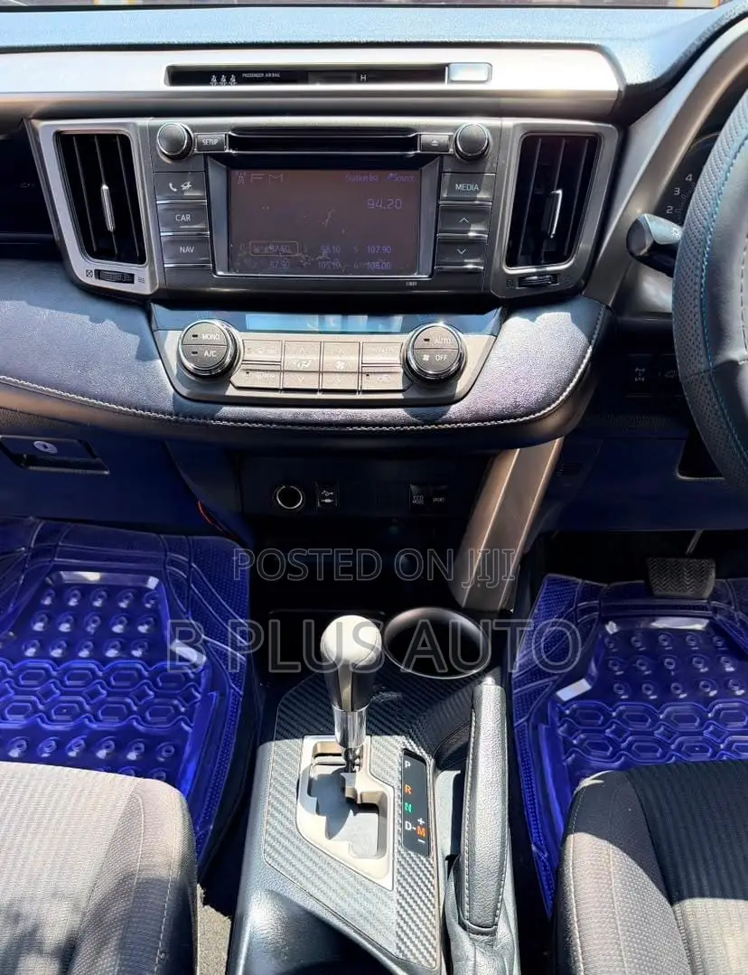 Toyota RAV4 2014 White