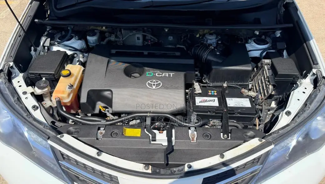 Toyota RAV4 2014 White