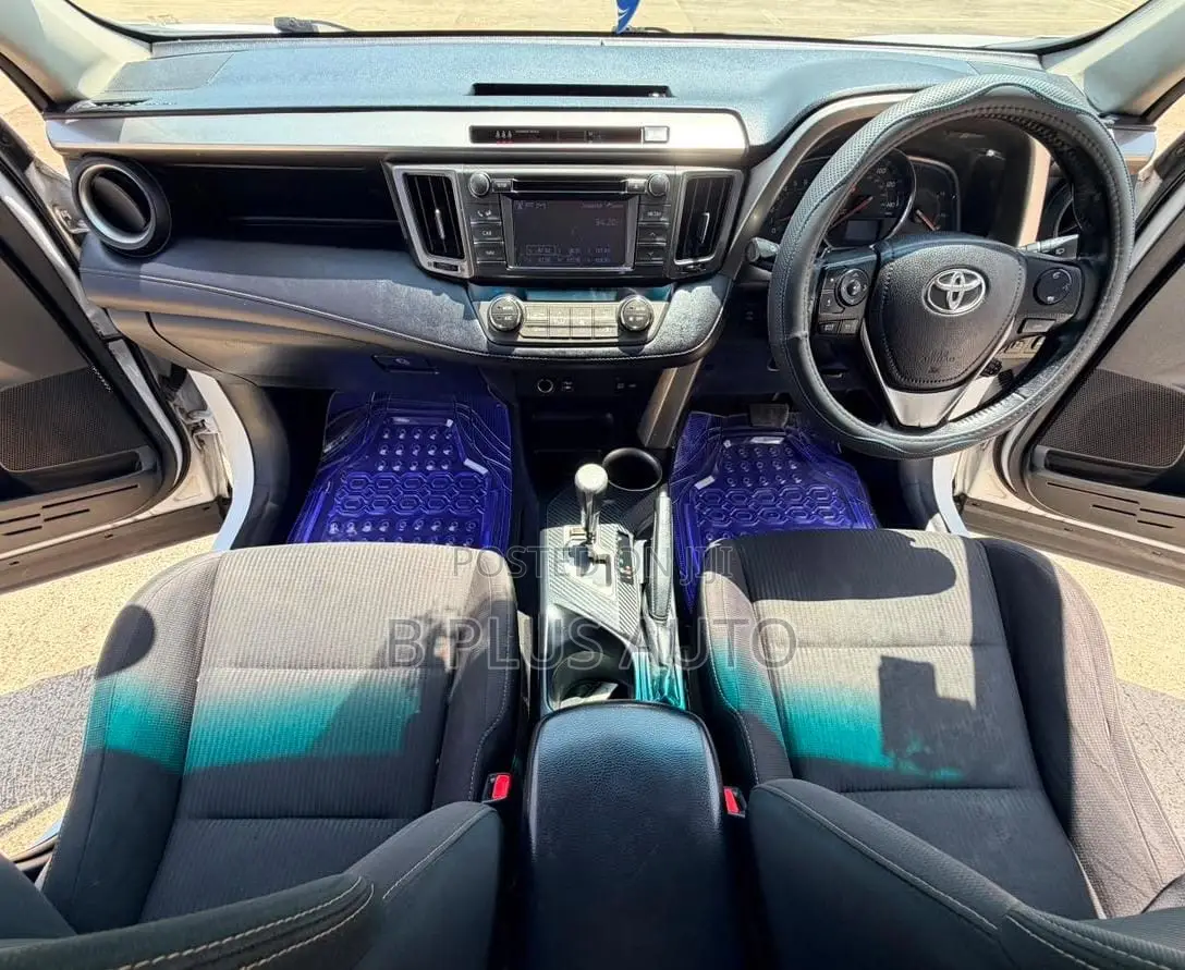 Toyota RAV4 2014 White