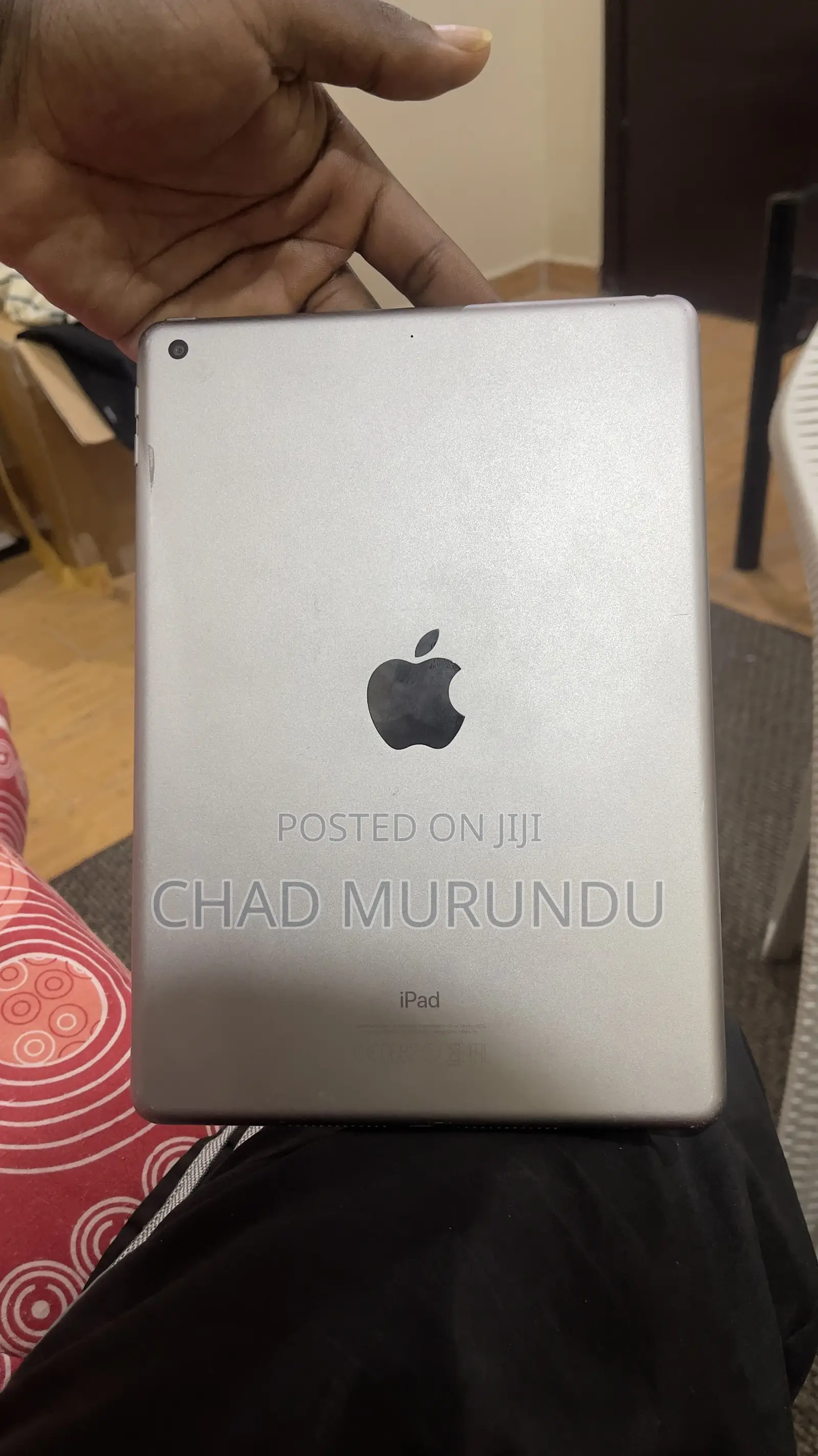 Apple iPad 5 (2022) 32 GB Silver