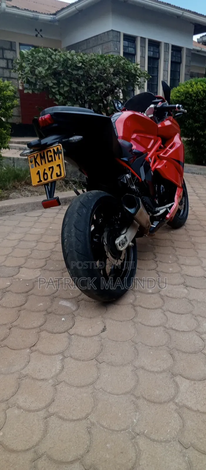 Taro GP1 400R 2023 Red