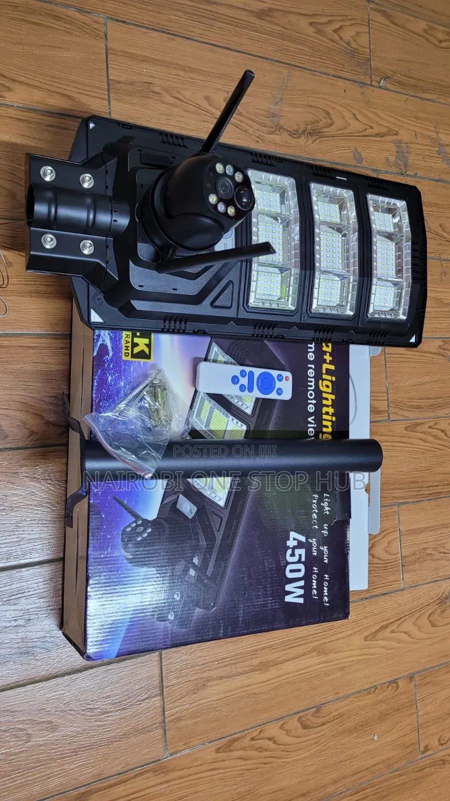 Ai Solar Camera + Lighting 2-in-1